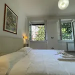 公寓 Spacious And Bright