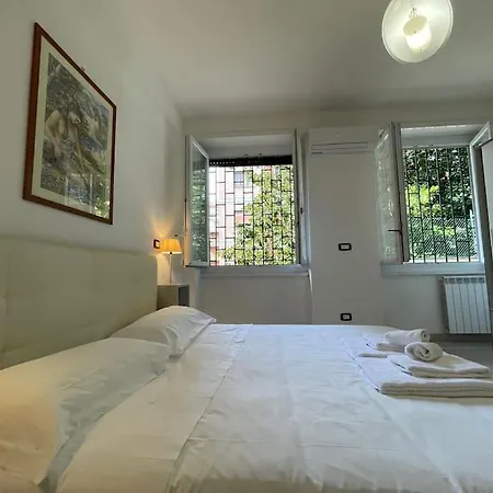 Apartment Spacious And Bright