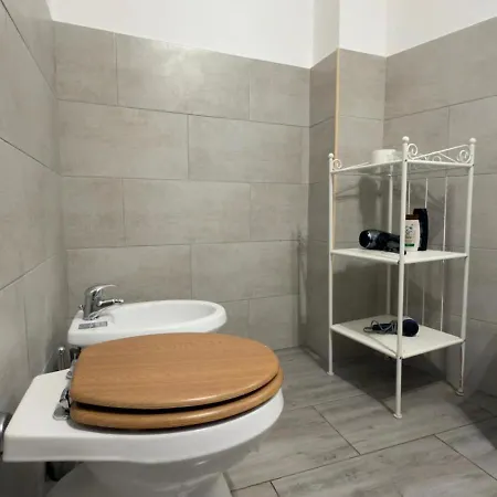 Апартаменты Spacious And Bright Рим