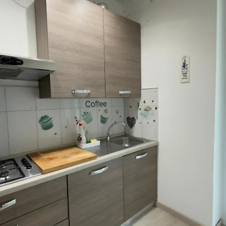 Spacious And Bright Апартаменты Рим
