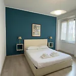 Spacious And Bright Appartamento Roma