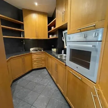 Spacious And Bright Roma