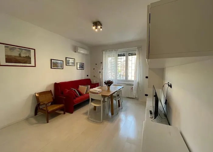 Spacious And Bright Apartment Rom