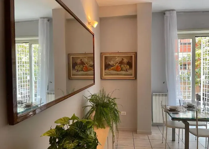 Spacious And Bright Rom