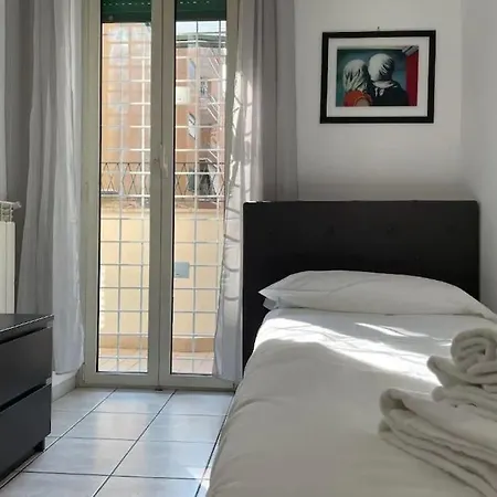 Apartment Spacious And Bright